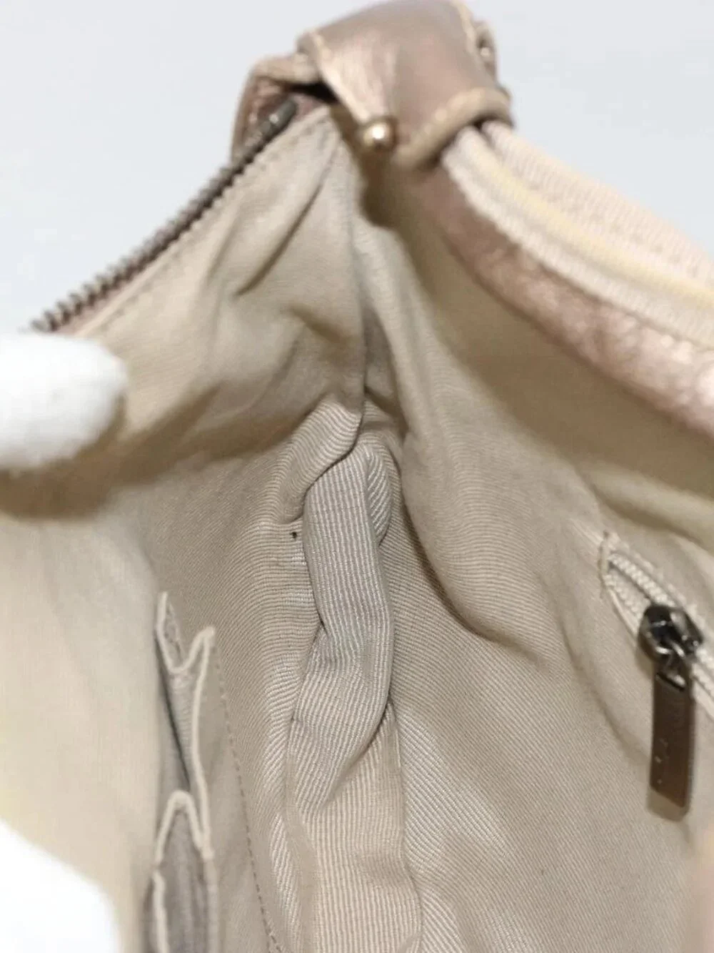 Salvatore Ferragamo Vala Shoulder Bag Leather Champagne Gold Gold Auth 186269A